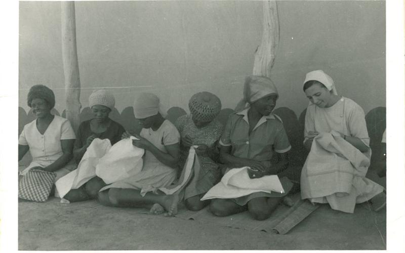 Taller de costura en Zimbabue (en torno a 1978)