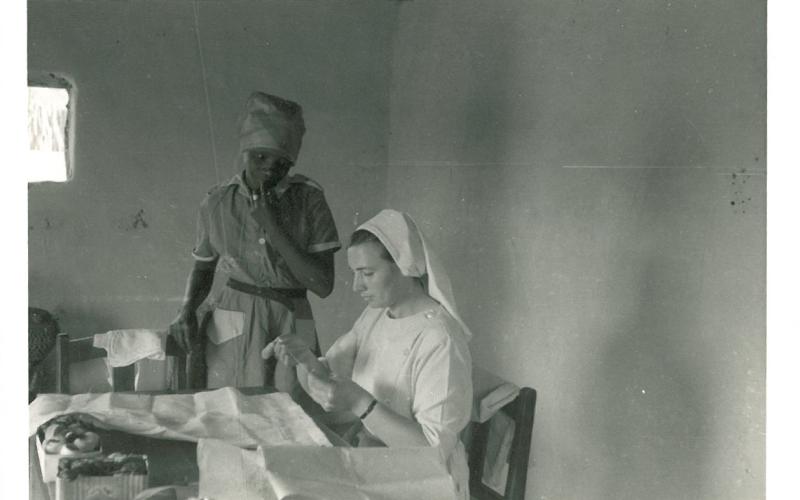 Taller de costura en Zimbabue (en torno a 1969)