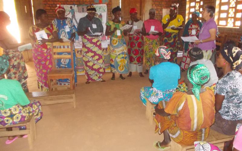 Beli (RDC) Sesión de formación con mujeres
