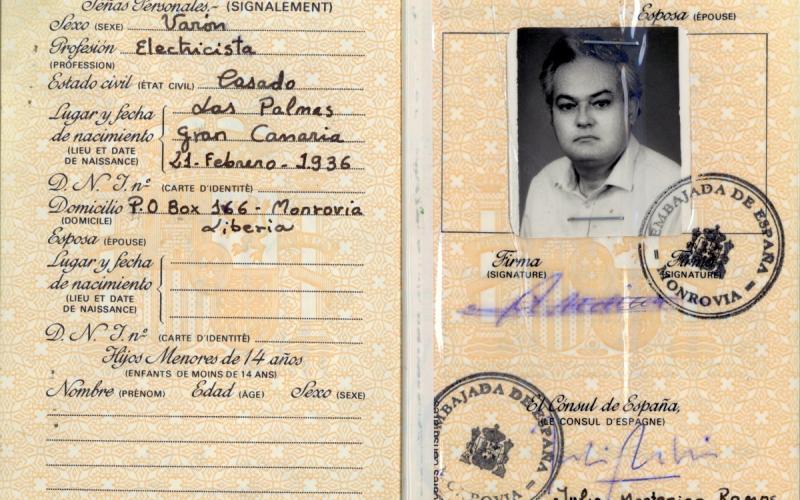Pasaporte de Antonio Medina