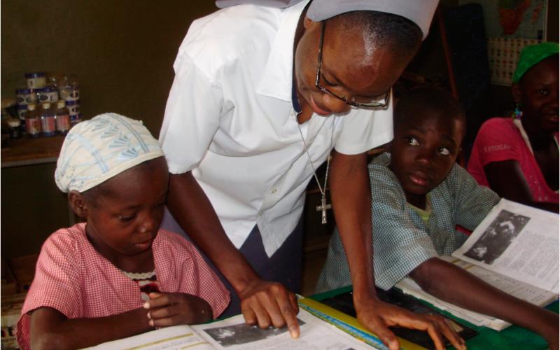 Creación de escuela en Touba (Senegal)