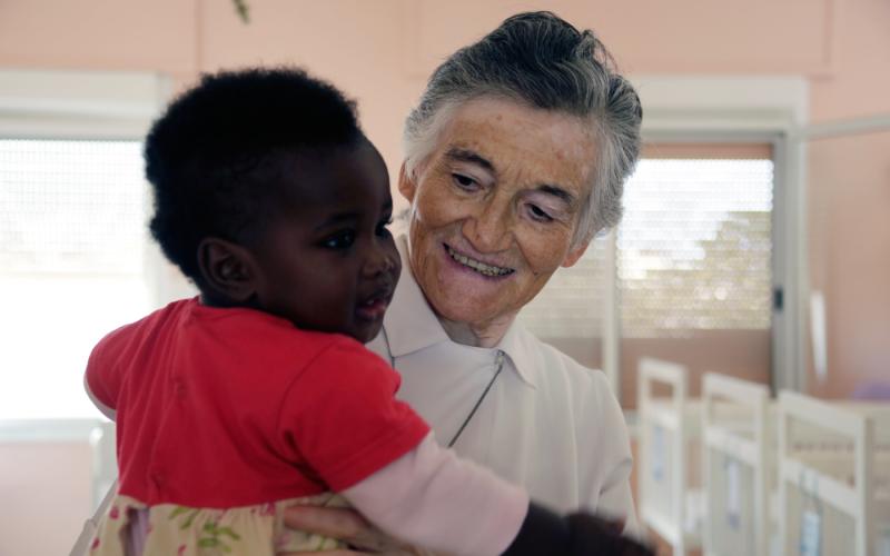 Justina de Miguel en la Pouponniére Dakar (2014)